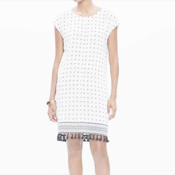 3/$15 Madewell Scatterblock Geometric Tassel Hem Cap Sleeve Dress in White/Black - Picture 3 of 9
